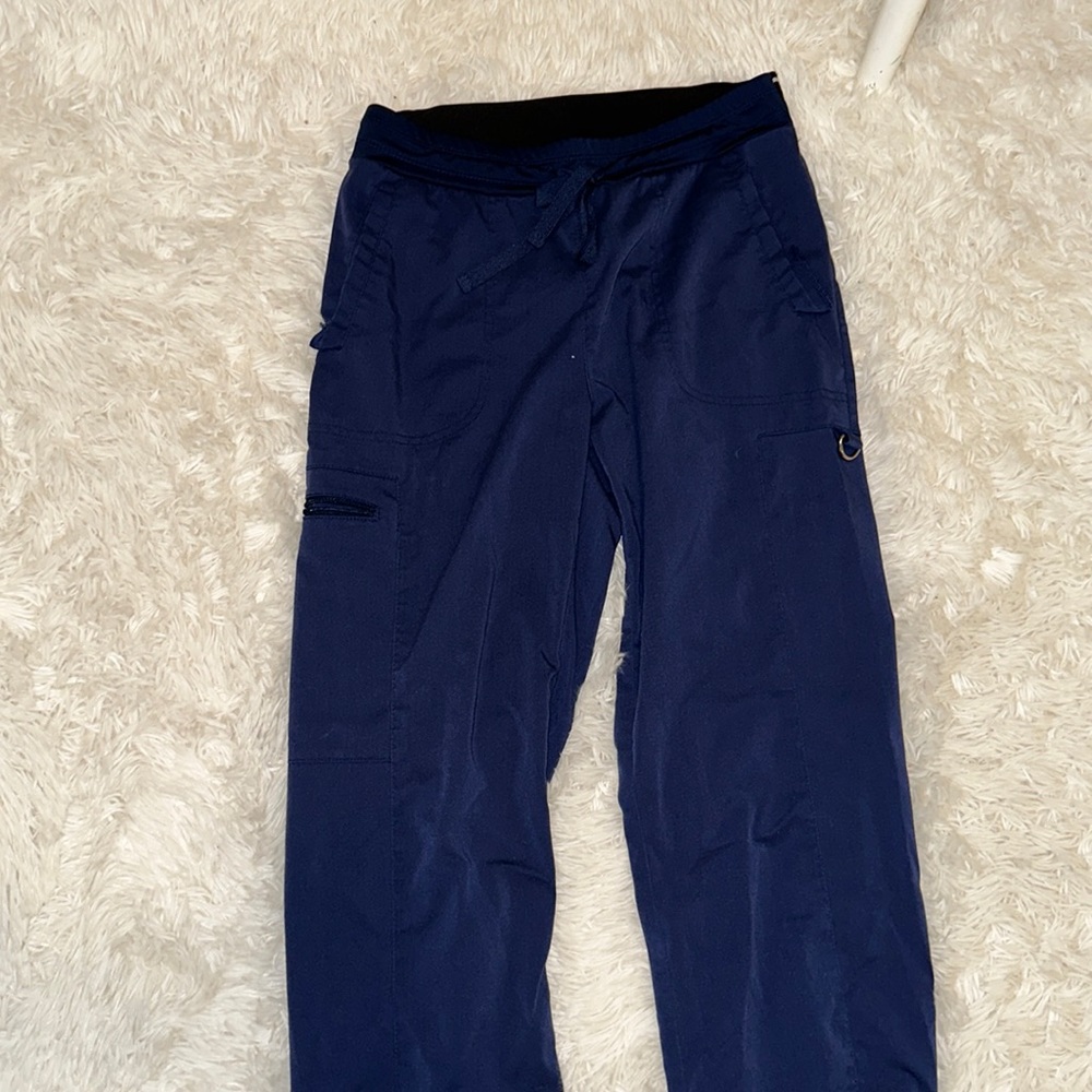 Greys Anatomy Scrub bottoms, Navy. Gently worn in good condition.size small tall